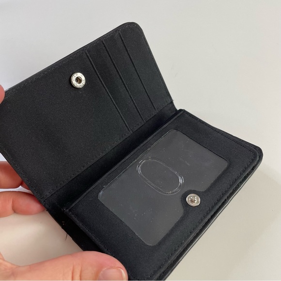 BUXTON Black Patent ID Credit Card Wallet Purse - Picture 9 of 10